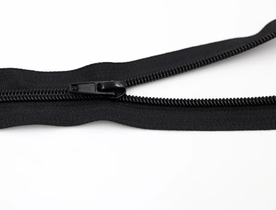 Nylon zipper one way open end