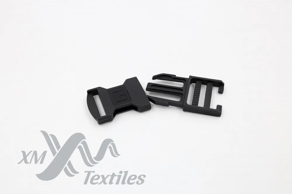 Buckle FR 30mm, LM30 BLACK (100pc/packs) — Black FR, 30 mm — detail