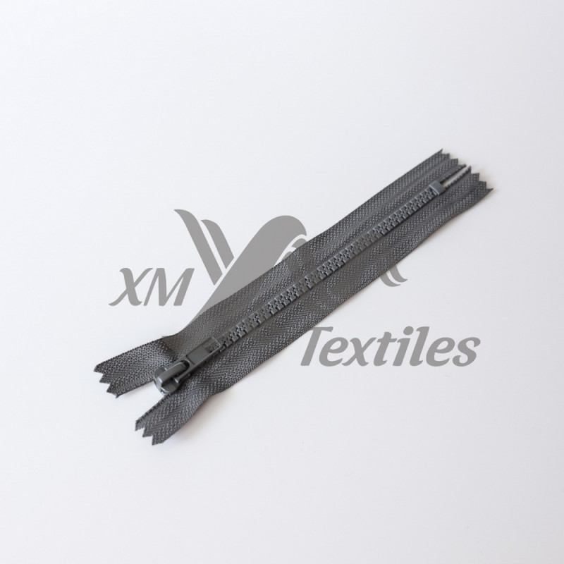 Vislon zipper closed end (50pcs/packs) Vislon zipper closed end (50pcs/packs)