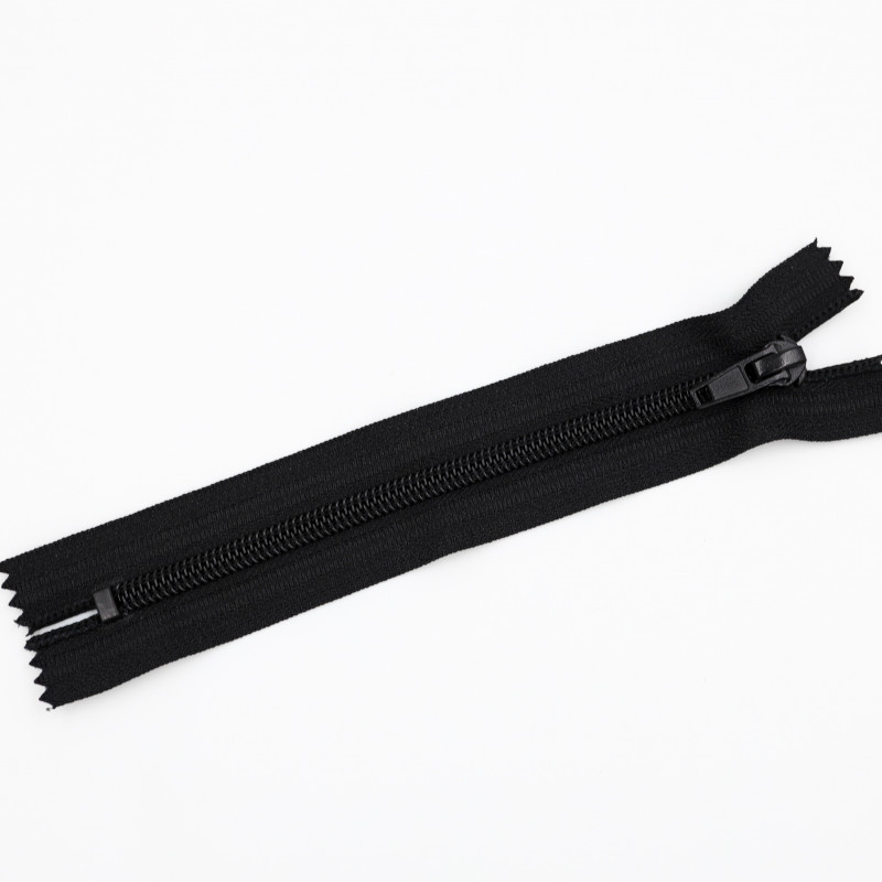 Nylon zipper closed end (50pcs/packs) Nylon zipper closed end (50pcs/packs)