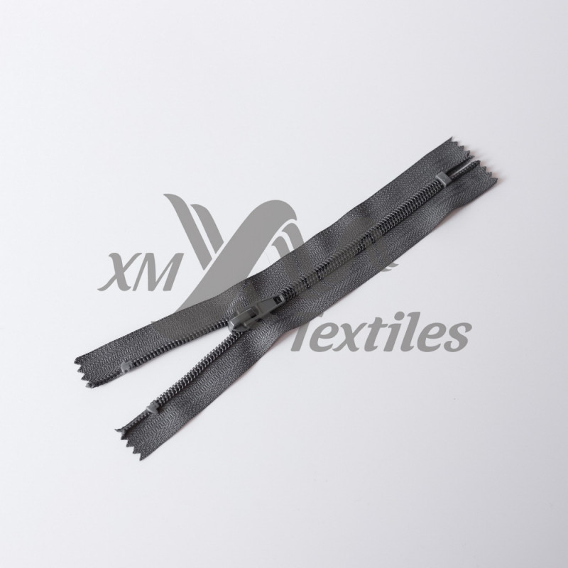 Nylon zipper closed end (50pcs/packs) Nylon zipper closed end (50pcs/packs)